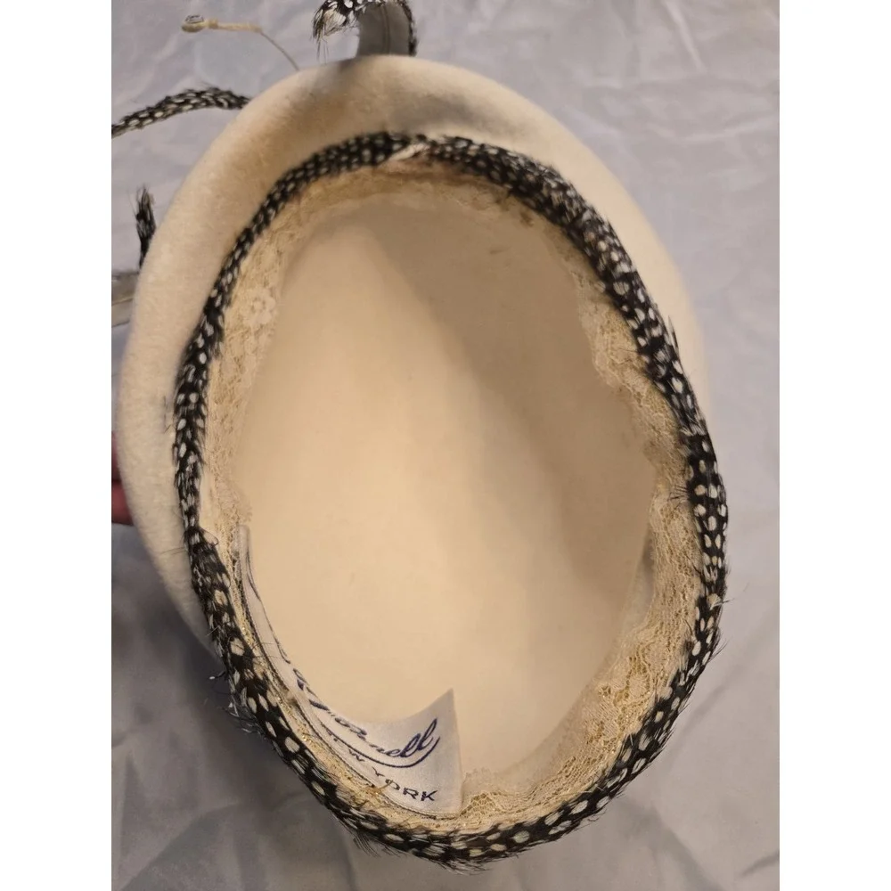 Vtg‎ 1950s Jack McConnell NY Cream Felt Feather Hat Mid Century Cocktail Pillbox
